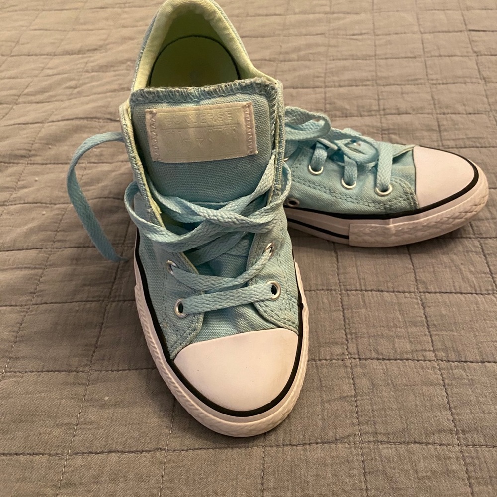 Girls Converse